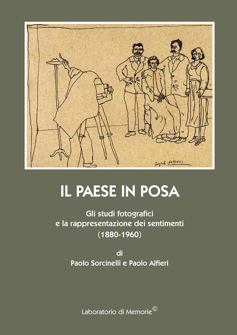 Il paese in posa